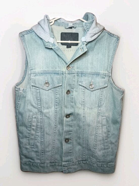 VICTORIOUS Other - Sleeveless Denim Vest Detachable Hood Stone Wash Blue & Gray Size M Grunge